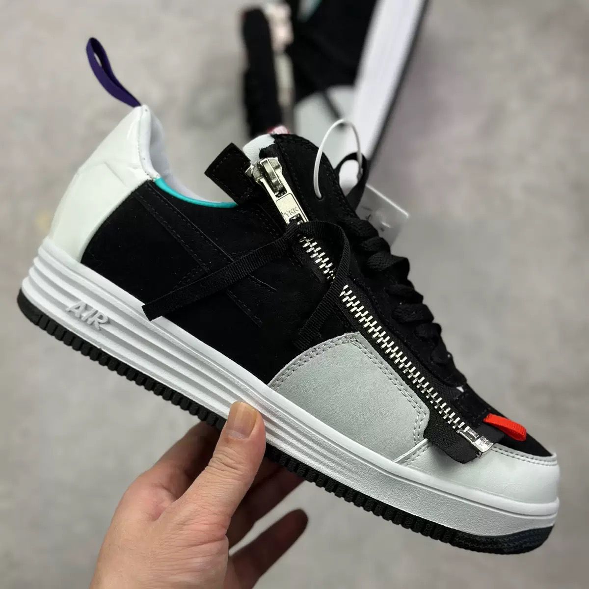 Nike Lunar Force 1 Zip Black / White Suede