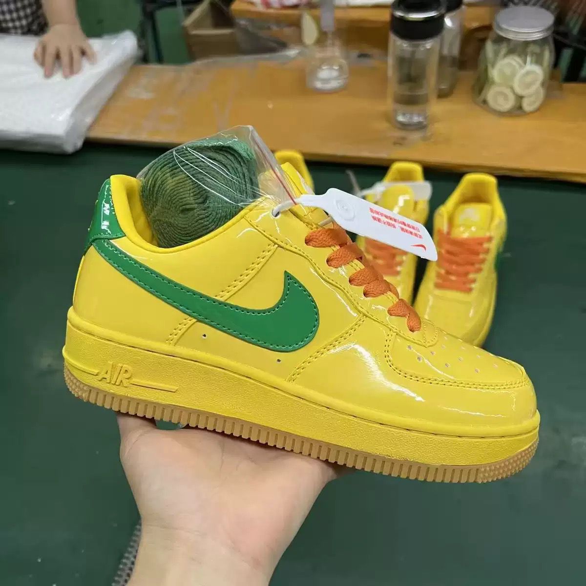 Nike Air Force 1 Low Patent Yellow / Green